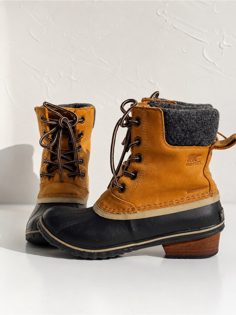 Sorel Waterproof Duck Boots Size 6.5 Gorpcore Cabin Core Heritage Winter 6.5